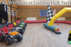 Mini electric Jeeps and yellow arch at Loddon Hall Twyford
